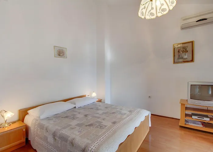Appartamento 7942a Mali Lošinj
